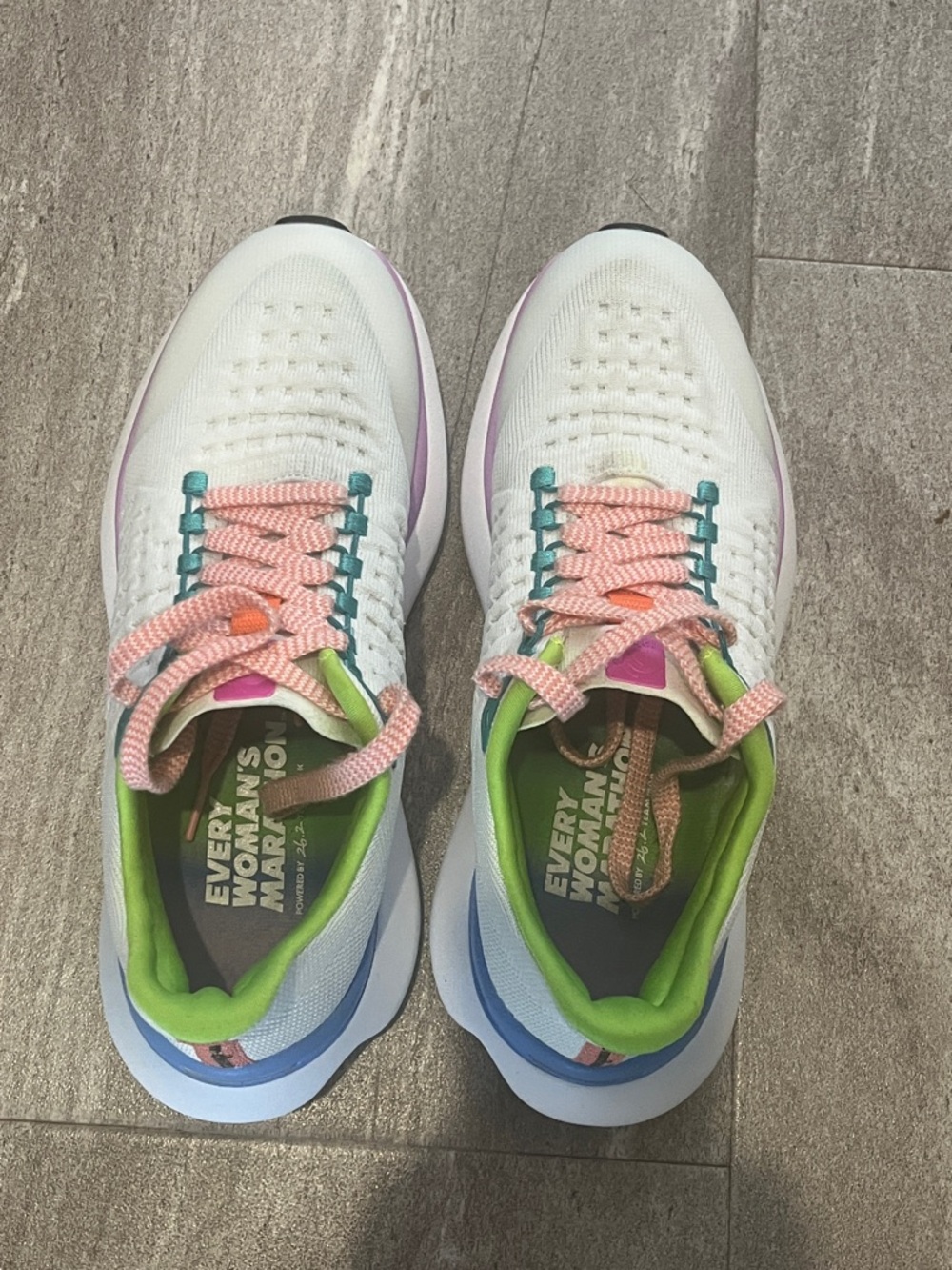 Dream Chaser Running Shoes - Picture 2 of 6